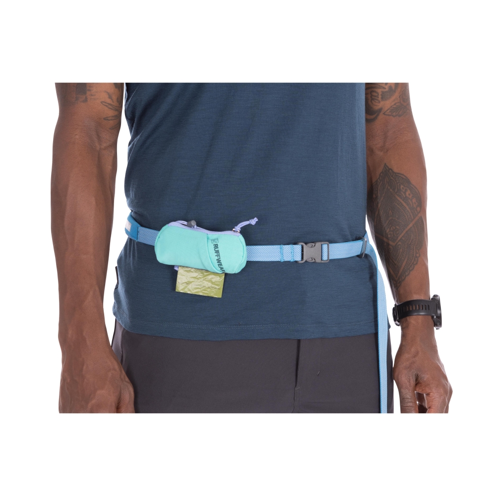 Ruffwear Stash Bag Mini poop bag dispenser 000389_Aurora-Teal_06